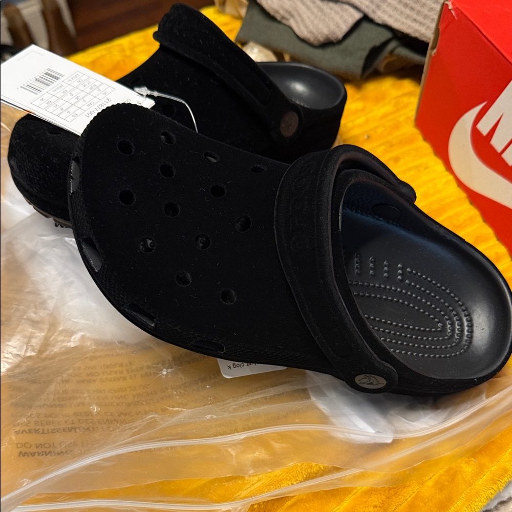 CROCS Black Classic Clog Mule